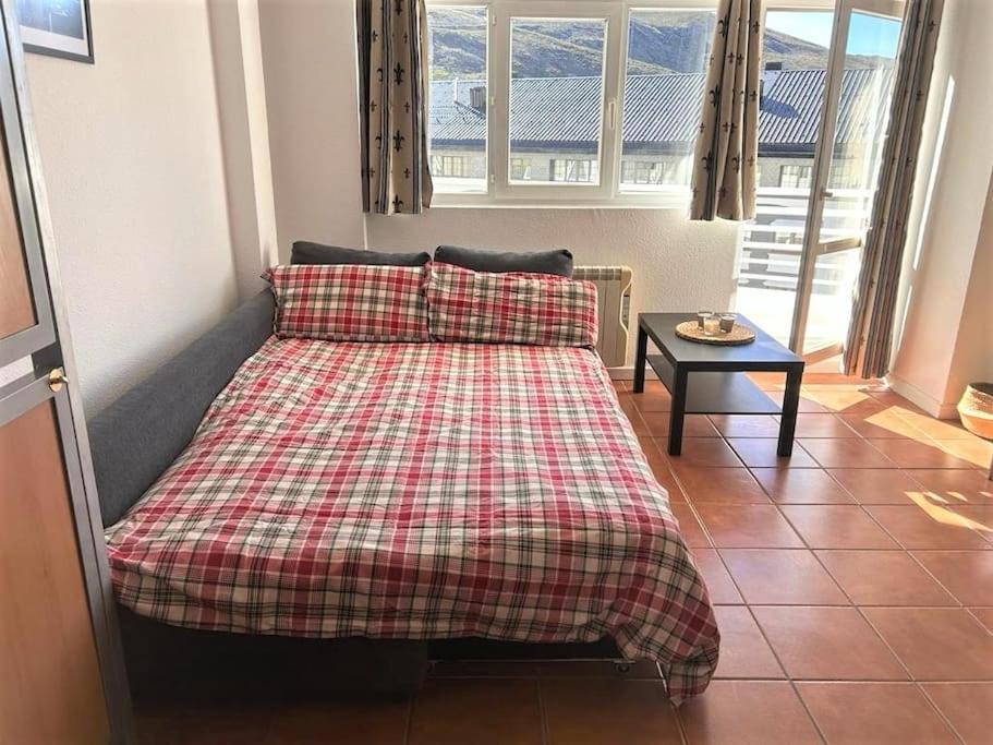 Little Rest Montblanc 6 Pax Personas Wifi Garaje Plaza Pradollano Apartment Monachil Exterior foto