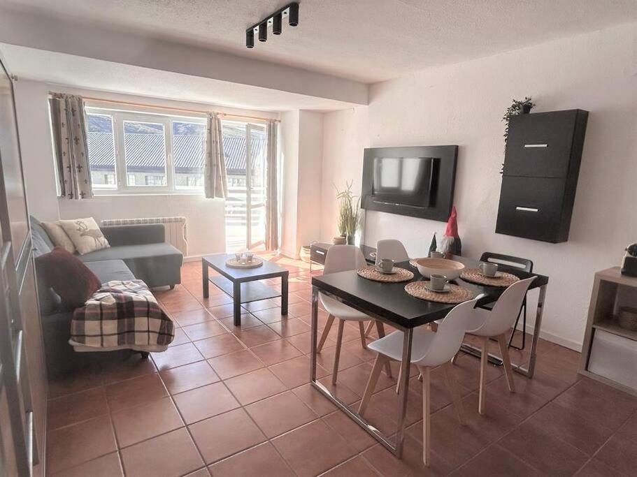 Little Rest Montblanc 6 Pax Personas Wifi Garaje Plaza Pradollano Apartment Monachil Exterior foto